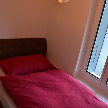 Guesthouse Meitschi Thun - Contactless Self Check-In Luaran gambar